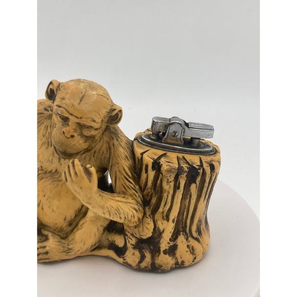Vintage Monkey Table Lighter with Prince Insert – 1970s Novelty Decor - Picture 2 of 7